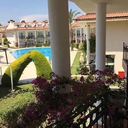 Oasis Villages Vila